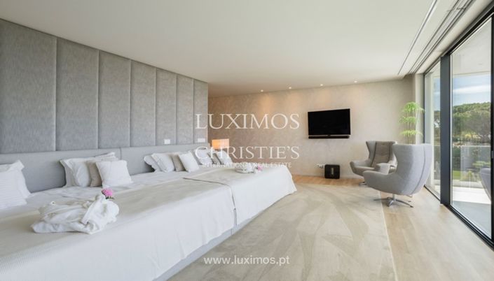 Image No.15-8 Bed Villa for sale