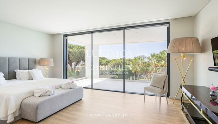 Image No.17-8 Bed Villa for sale