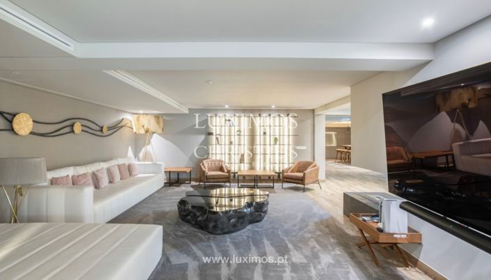 Image No.22-8 Bed Villa for sale