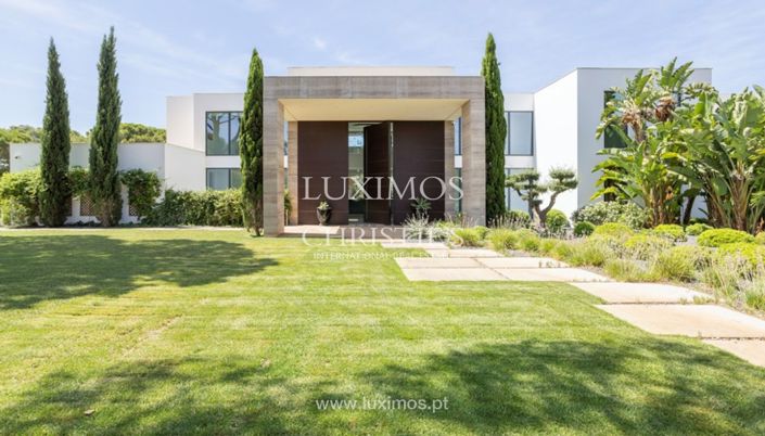 Image No.5-8 Bed Villa for sale