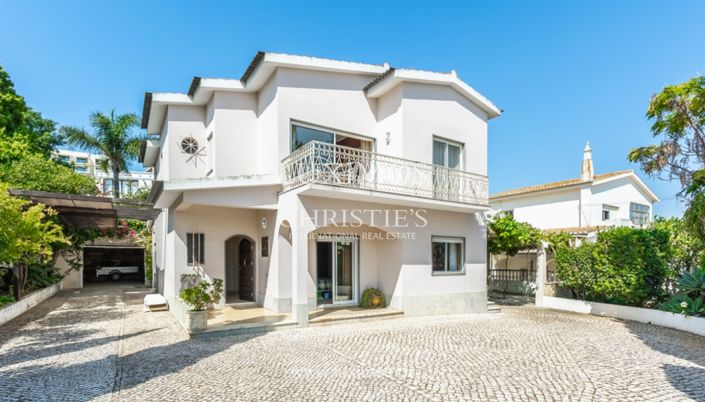 Image No.26-4 Bed Villa for sale