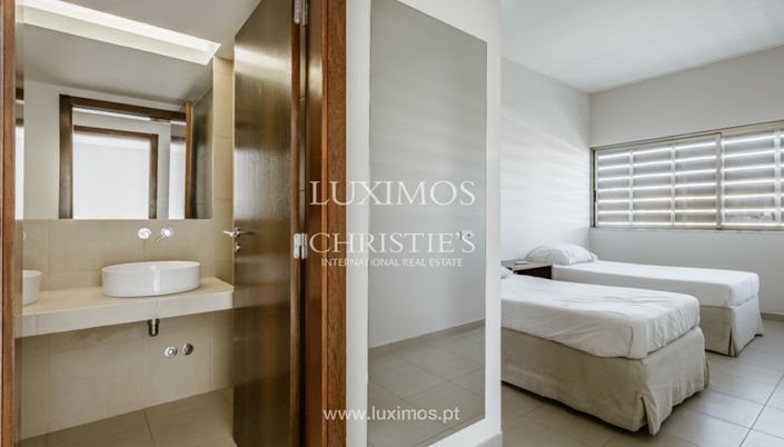 Image No.18-4 Bed Villa for sale