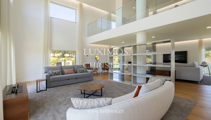 Image No.8-Villa de 4 chambres à vendre à Faro City