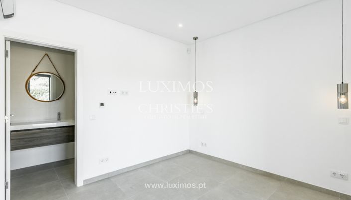 Image No.6-4 Bed Villa for sale