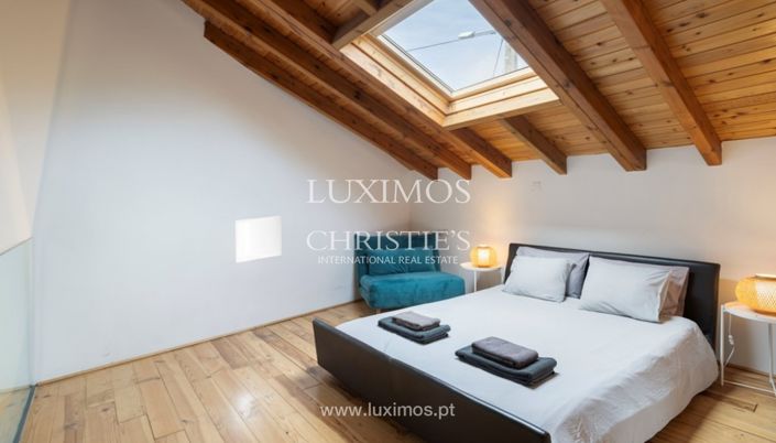 Image No.9-7 Bed Villa for sale