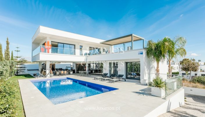 Image No.2-3 Bed Villa for sale