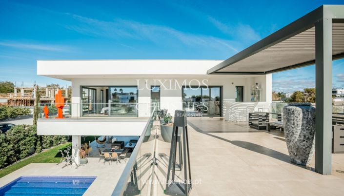 Image No.18-3 Bed Villa for sale