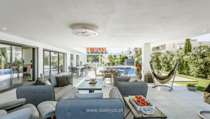 Image No.19-3 Bed Villa for sale