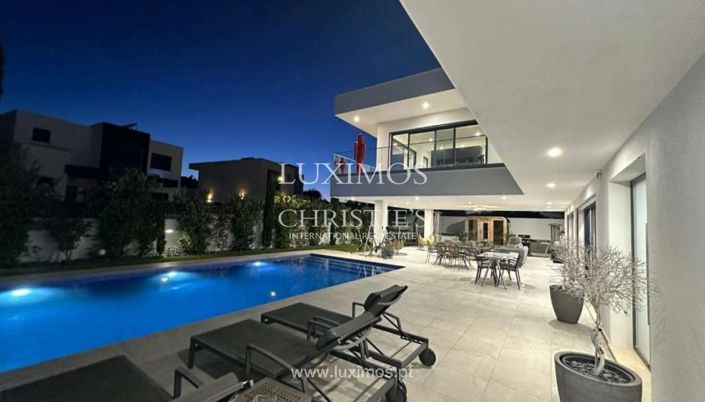 Image No.21-3 Bed Villa for sale