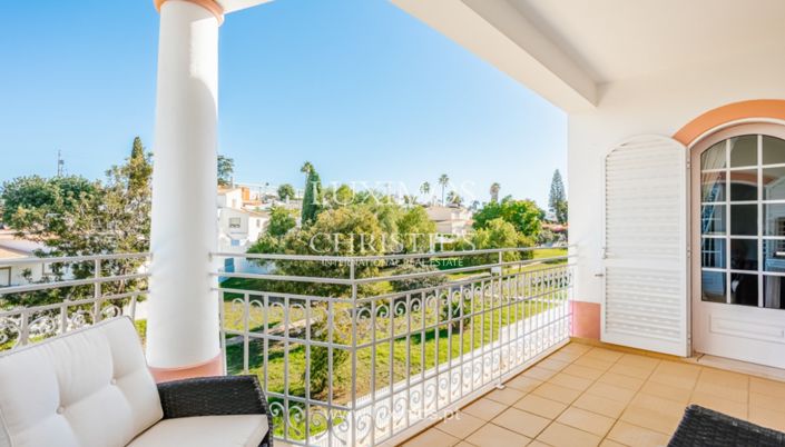 Image No.22-5 Bed Villa for sale