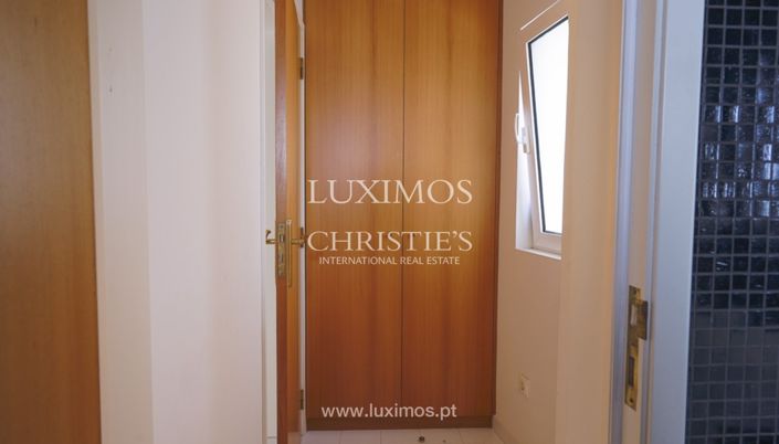 Image No.21-3 Bed Apartment for sale