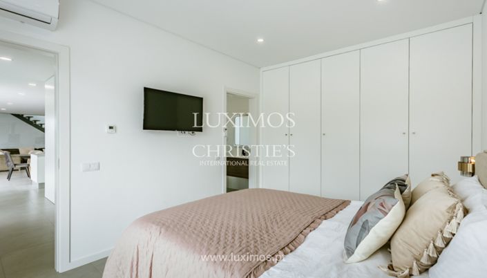 Image No.12-3 Bed Villa for sale