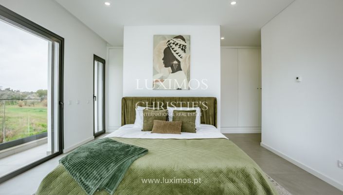 Image No.17-3 Bed Villa for sale