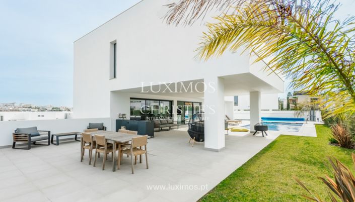 Image No.22-3 Bed Villa for sale