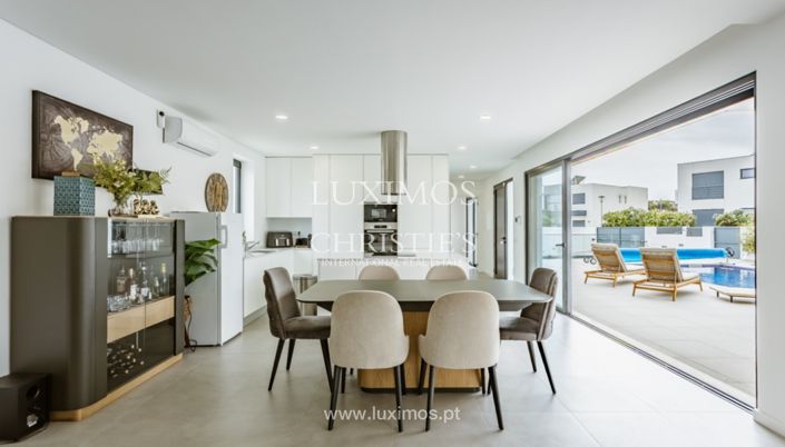 Image No.5-3 Bed Villa for sale