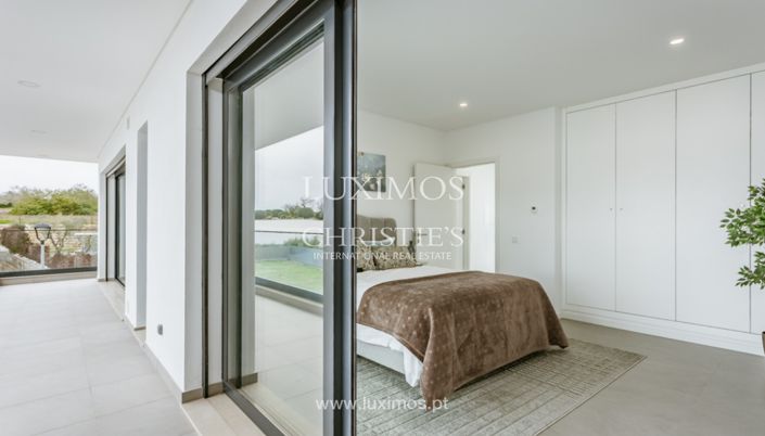 Image No.9-3 Bed Villa for sale