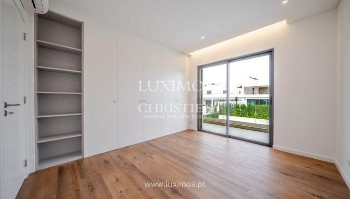 Image No.17-4 Bed Villa for sale