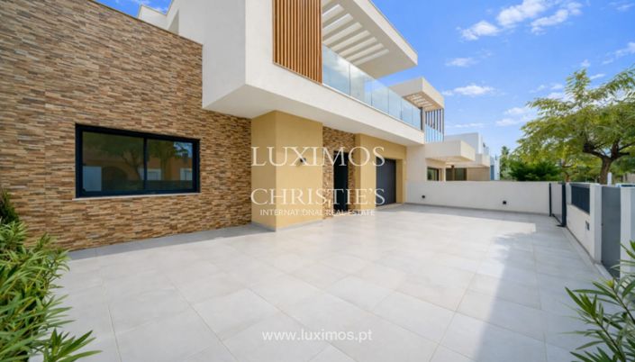 Image No.4-4 Bed Villa for sale