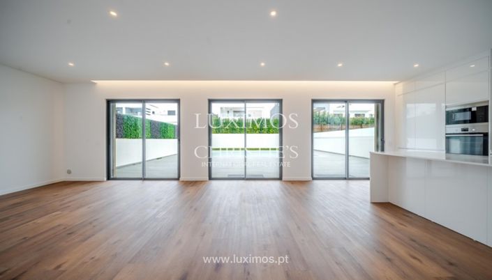 Image No.6-4 Bed Villa for sale