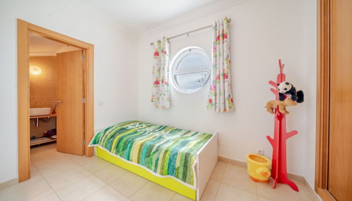 Image No.16-3 Bed Villa for sale