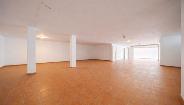 Image No.23-3 Bed Villa for sale