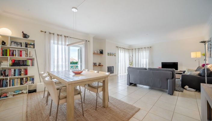 Image No.9-3 Bed Villa for sale