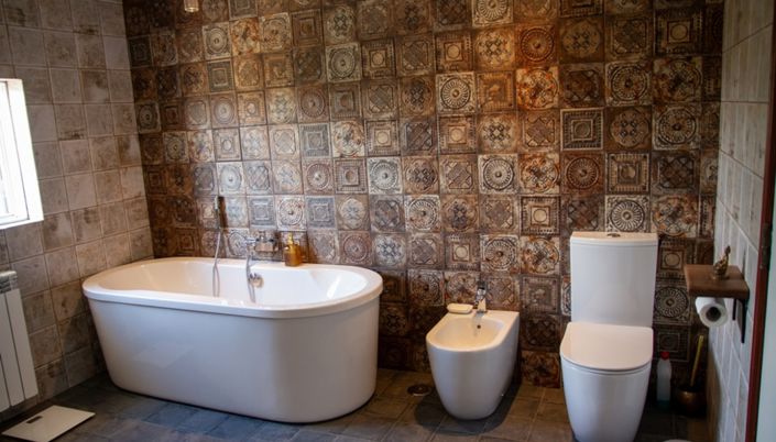 Image No.18-3 Bed Farmhouse for sale