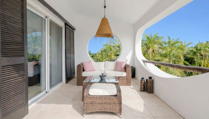 Image No.18-3 Bed Farmhouse for sale