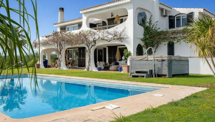 Image No.3-3 Bed Farmhouse for sale