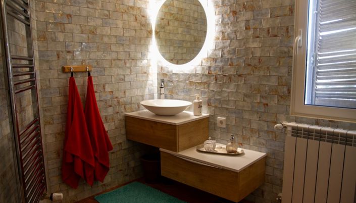 Image No.21-3 Bed Farmhouse for sale