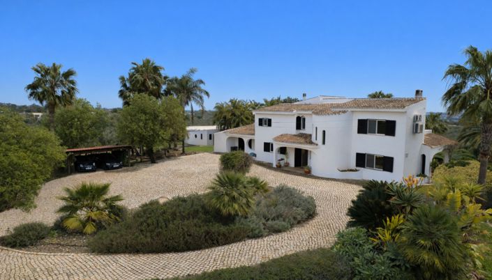 Image No.27-3 Bed Farmhouse for sale