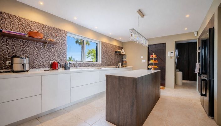 Image No.4-3 Bed Farmhouse for sale