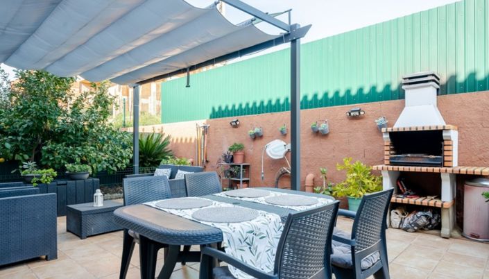 Image No.23-3 Bed Villa for sale