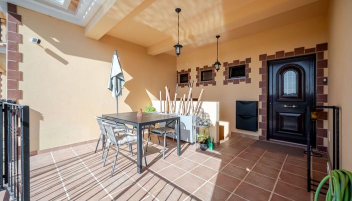 Image No.24-3 Bed Villa for sale