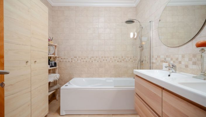 Image No.9-3 Bed Villa for sale