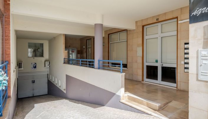 Image No.23-2 Bed Apartment for sale