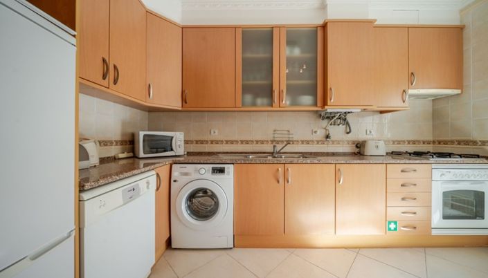 Image No.6-2 Bed Apartment for sale