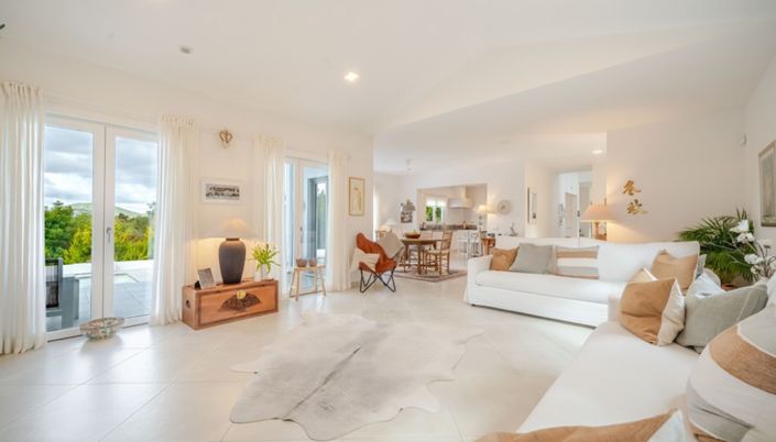 Image No.20-3 Bed Villa for sale