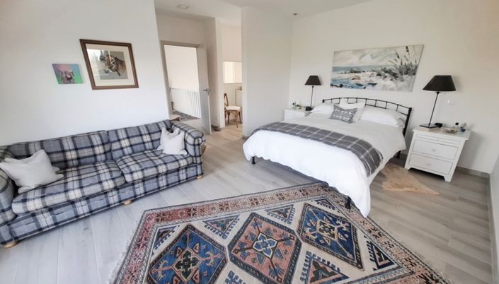 Image No.10-3 Bed Villa for sale