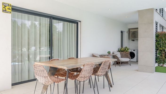 Image No.23-3 Bed Apartment for sale