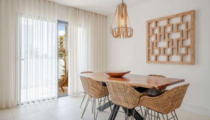 Image No.8-3 Bed Apartment for sale