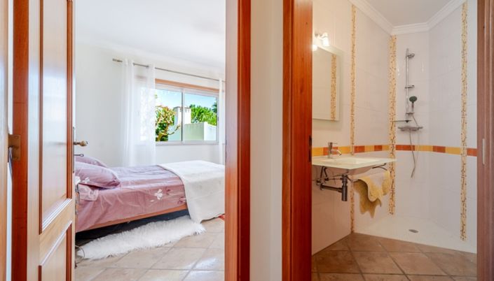 Image No.8-Villa de 3 chambres à vendre à Lagos