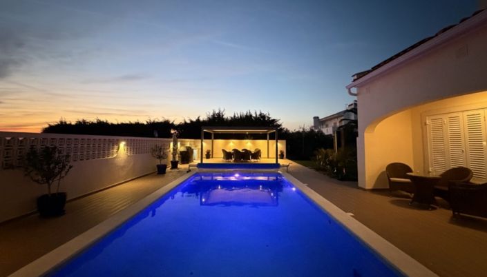 Image No.25-5 Bed Villa for sale