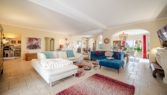 Image No.19-4 Bed Villa for sale