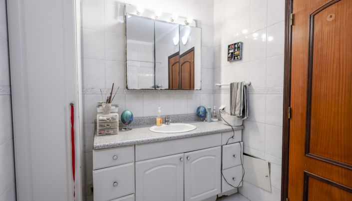 Image No.16-3 Bed Apartment for sale