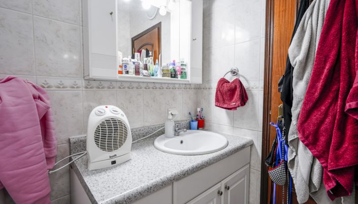 Image No.18-3 Bed Apartment for sale