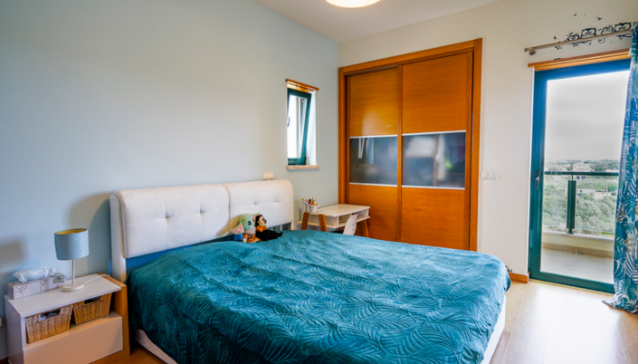 Image No.18-3 Bed Apartment for sale