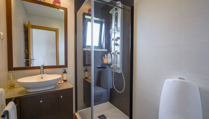 Image No.20-3 Bed Apartment for sale