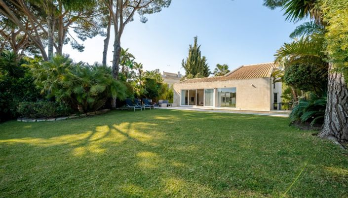 Image No.25-4 Bed Villa for sale