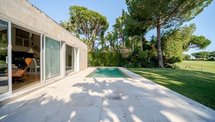 Image No.10-4 Bed Villa for sale